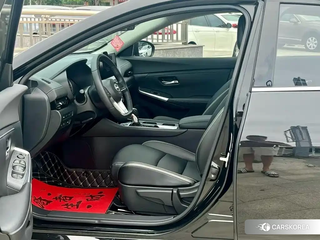 Nissan Sylphy 2023 Черный из Китая, фото 6