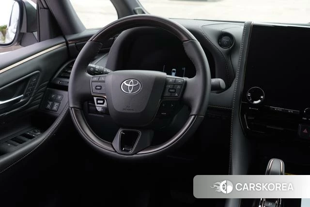 Toyota Elfa 2026 Черный из Китая, фото 6