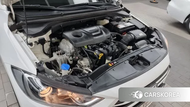 Hyundai Avante AD id 2981903 из Кореи 16