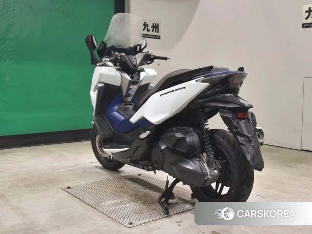 Проданный Honda FORZA id 4320415 из Японии, фото 6