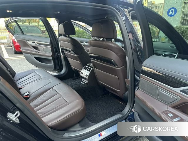 BMW 7 series id 4253865 из Китая 17