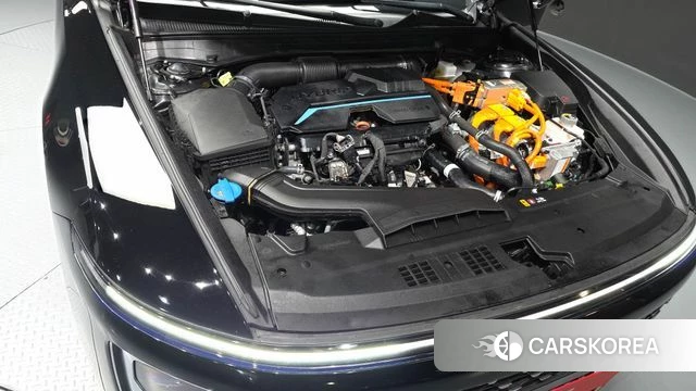 Hyundai Grandeur Hybrid (GN7) id 4481010 из Кореи 16