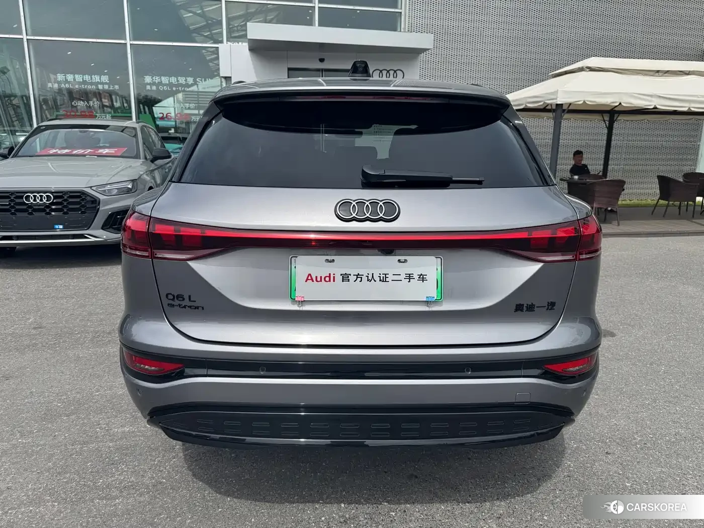 Audi Q6L 2025 Silver/gray из Китая, фото 6