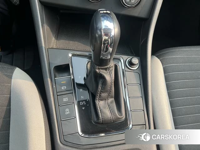 Volkswagen Bora id 4277012 из Китая 41