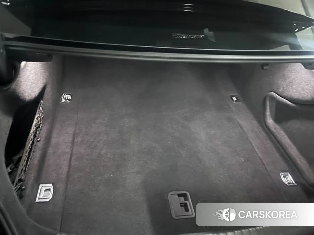 Audi A6 (C8) 2023 Черный из Кореи, фото 6