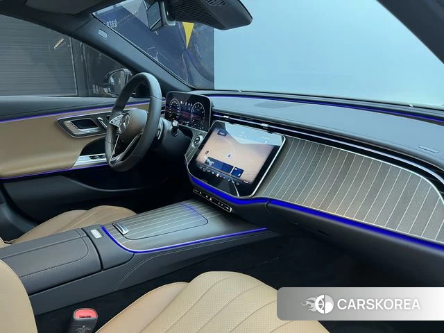 Mercedes-Benz E-class id 4207396 из Китая 26