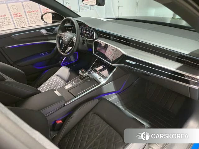 Audi A6L id 4278977 из Китая 20
