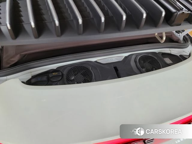 Porsche 911(992) id 3905107 из Кореи 15