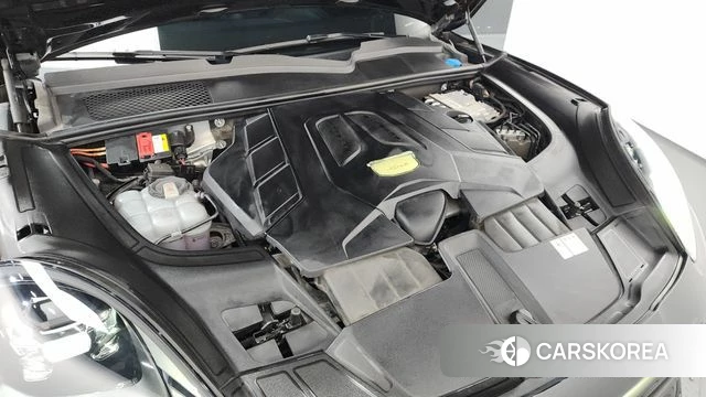 Porsche Cayenne (PO536) id 4613903 из Кореи 30