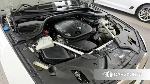 BMW 5 Series (G30) id 3936222 из Кореи 16