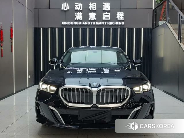 BMW 5 series 2024 Черный из Китая, фото 6