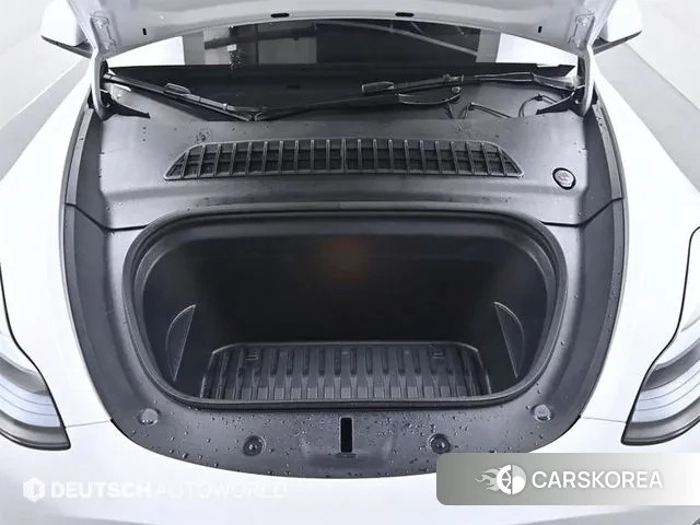 Tesla Model Y id 3021348 из Кореи 16