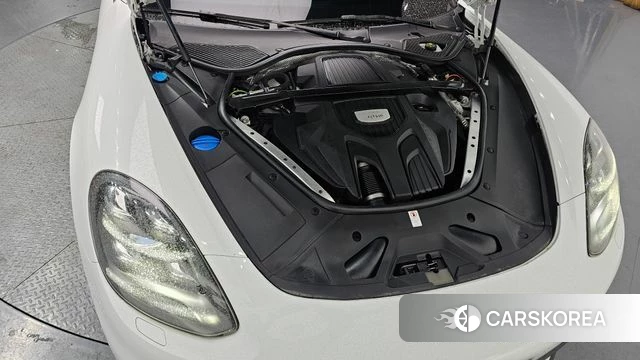 Porsche Panamera (971) id 3905142 из Кореи 16