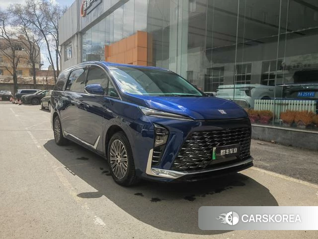 Buick GL8 PHEV id 4207744 из Китая 7