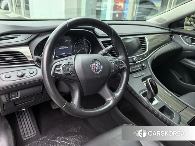 Buick Lacrosse id 3968982 из Китая 7