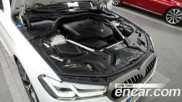 BMW 5 Series (G30) id 2920821 из Кореи 16