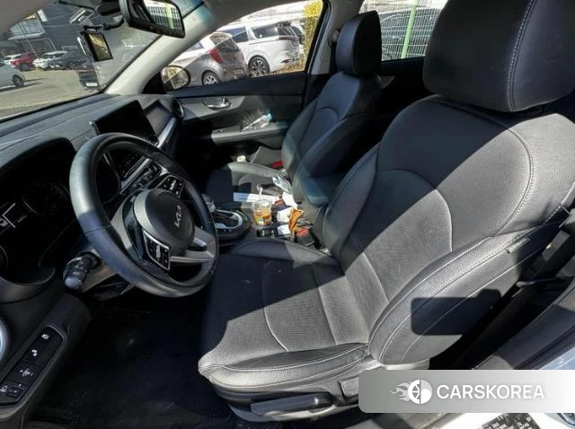 Kia The New K3 2nd generation 2021 Белый из Кореи, фото 6