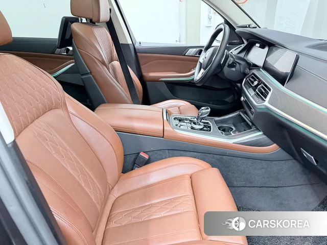 BMW X7 (G07) 2022 Серый из Кореи, фото 6