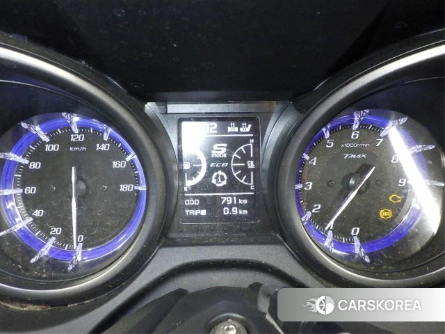 Yamaha T-MAX 560 TECH MAX id 3945406 из Японии 28