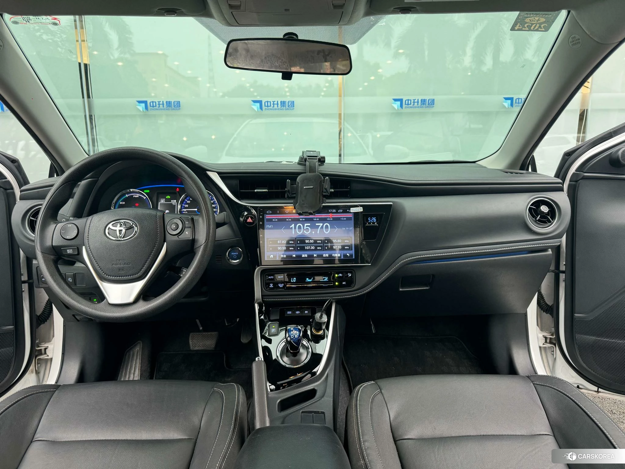 Toyota Corolla dual engine E+ id 4420042 из Китая 8