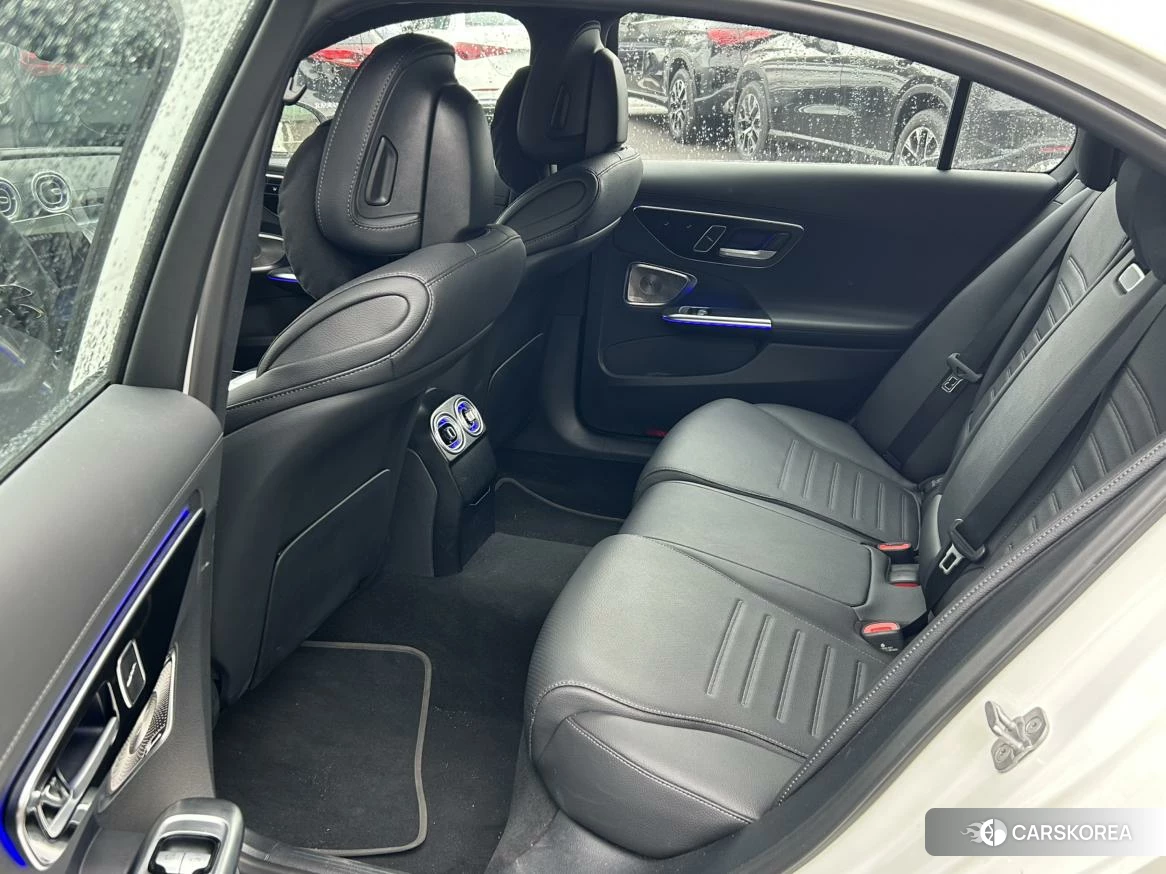 Mercedes-Benz Class C id 4492961 из Китая 13