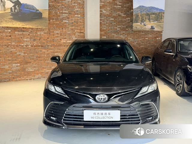 Toyota Camry 2023 Черный из Китая, фото 6