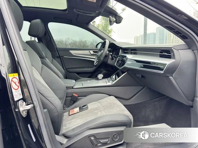 Audi A6L 2021 Черный из Китая, фото 6