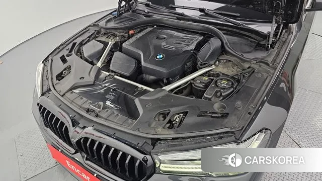 BMW 5 Series (G30) id 3459153 из Кореи 16