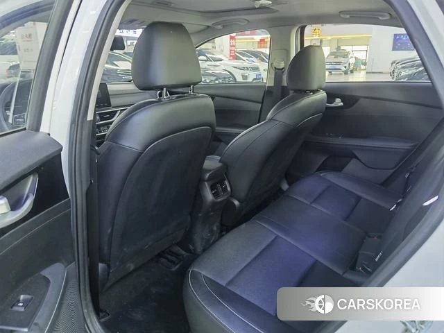 Kia K3 id 4219901 из Китая 7