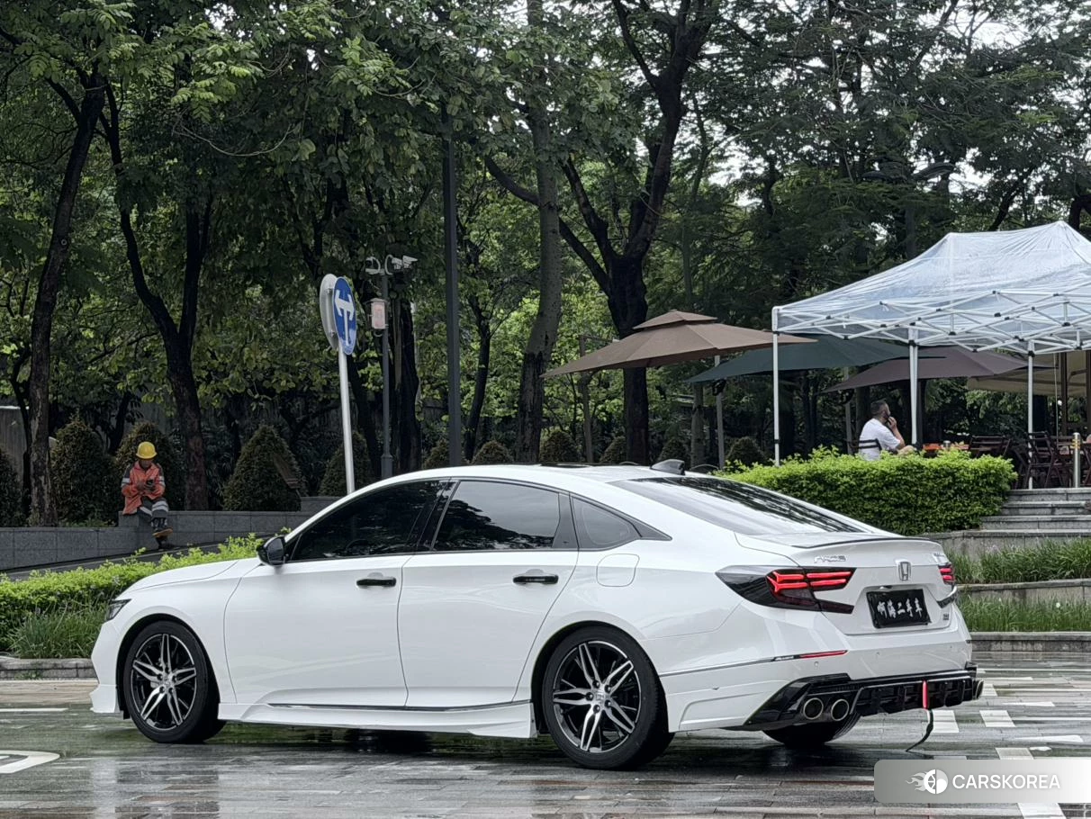 Honda Accord id 4467793 из Китая 7