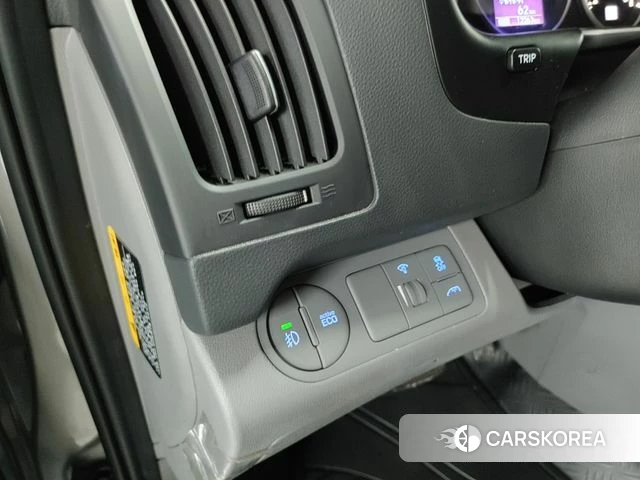 Hyundai The New Grand Starex id 4614422 из Кореи 12
