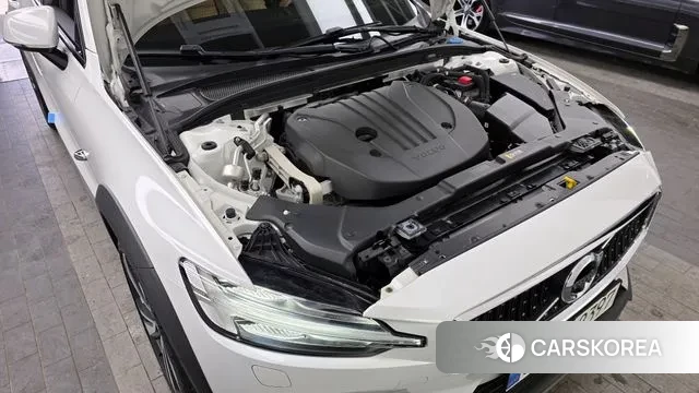 Volvo V60 Cross-Country 2nd Generation id 3640501 из Кореи 16