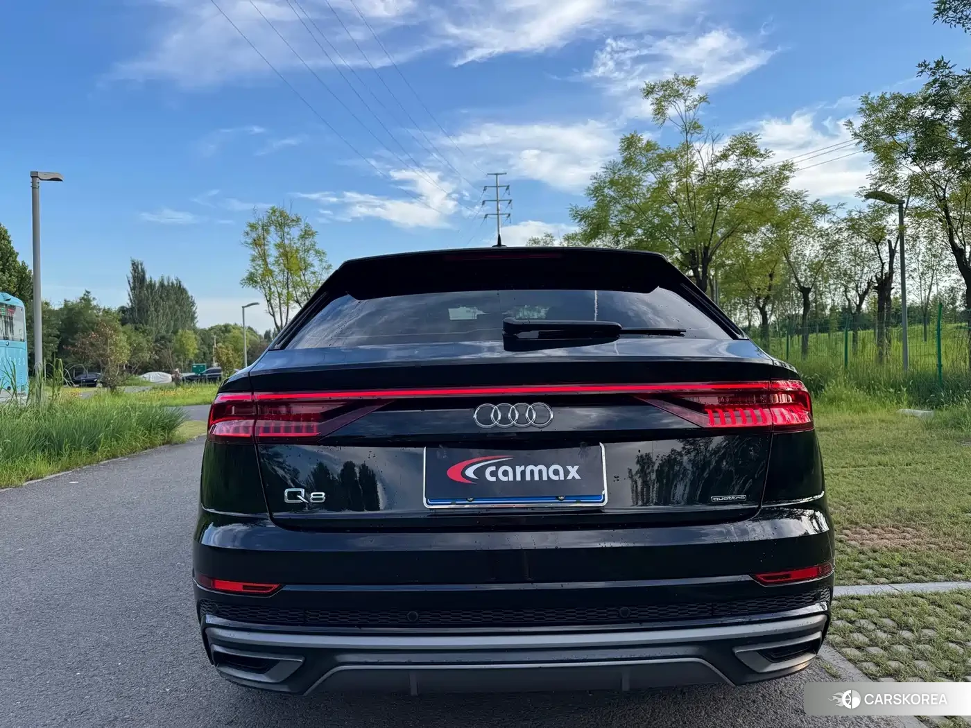 Audi Q8 2022 Черный из Китая, фото 6