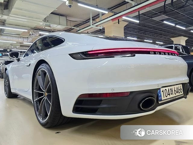 Porsche 911(992) id 4637065 из Кореи 16