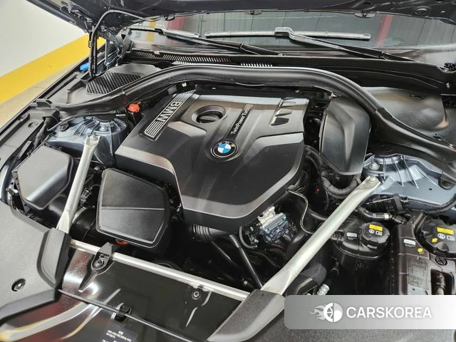 BMW 5 Series (G30) id 4662992 из Кореи 16