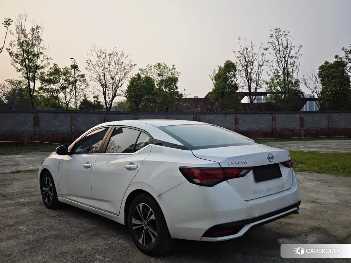 Nissan Xuan Yi 2024 Белый из Китая, фото 6