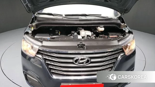 Hyundai The New Grand Starex id 3368847 из Кореи 16