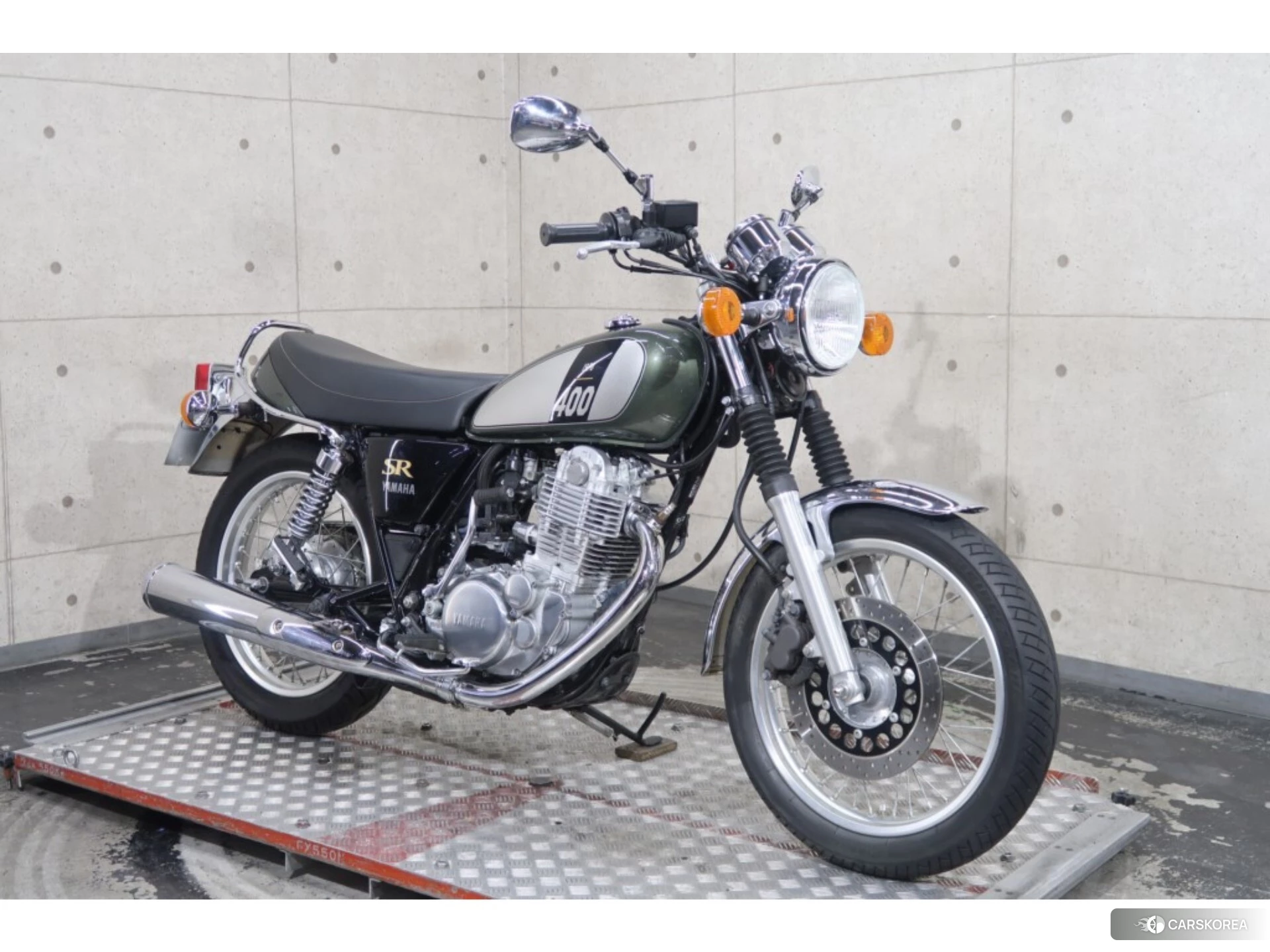 Yamaha SR 400 id 4183353 из Японии 7
