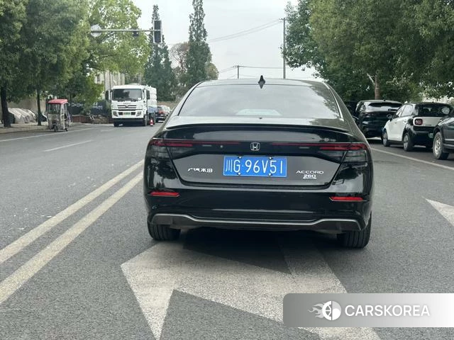Honda Accord id 4298328 из Китая 7