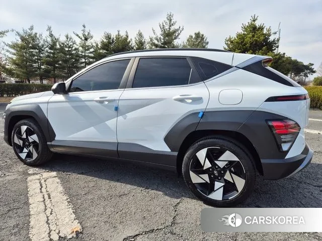 Hyundai Kona (SX2) id 3758221 из Кореи 16