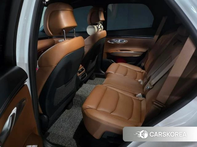 Genesis GV70 2023 Белый из Кореи, фото 6