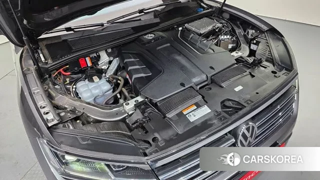 Volkswagen Touareg 3rd generation id 3557298 из Кореи 16