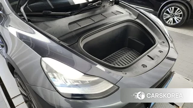 Tesla Model Y id 3458286 из Кореи 16