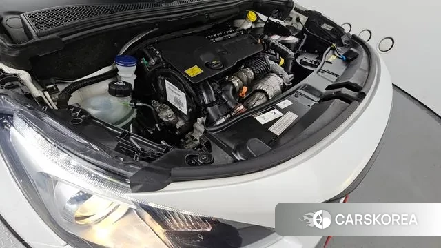 Peugeot 2008 id 3076958 из Кореи 16