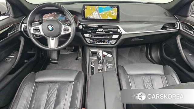 BMW 5 Series (G30) id 4377170 из Кореи 30