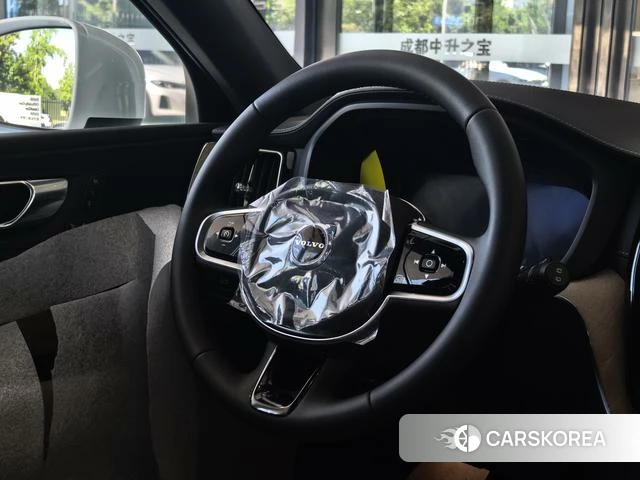 Volvo XC60 id 3983331 из Китая 11