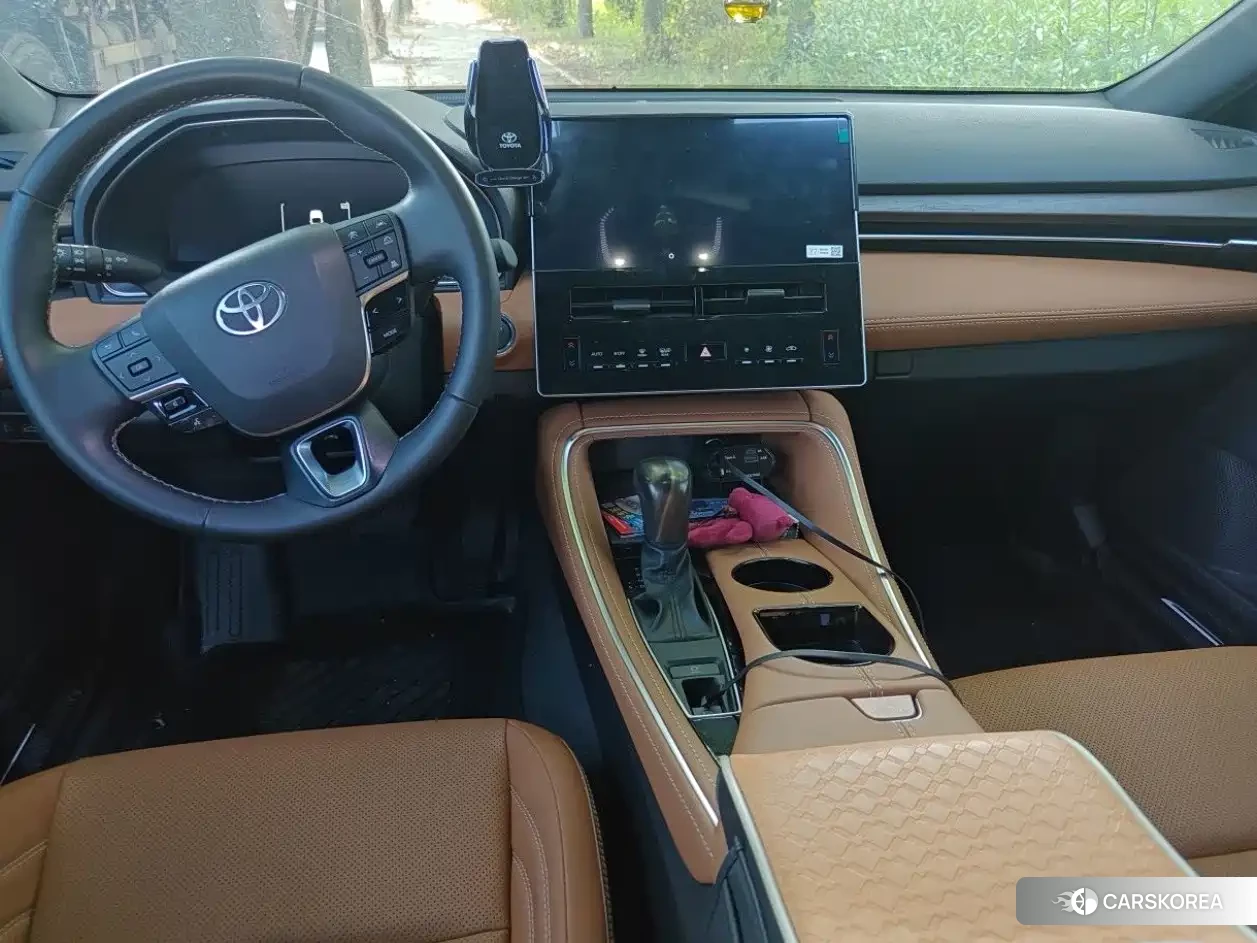 Toyota Avalon 2025 Черный из Китая, фото 6