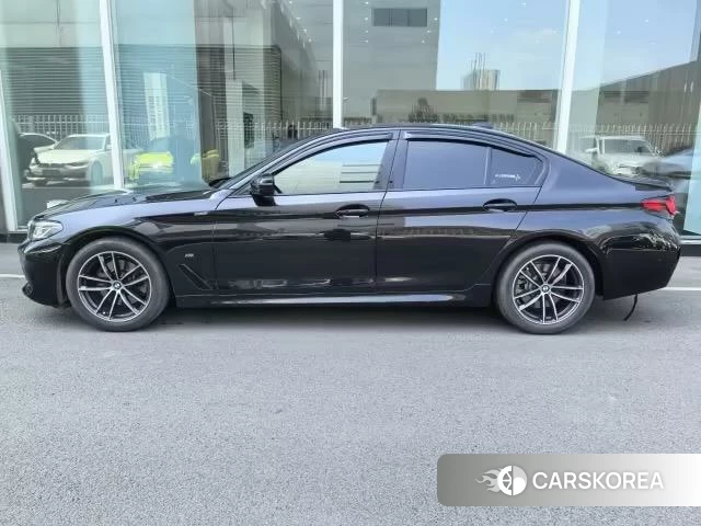 BMW 5 series (imported) 2023 Черный из Китая, фото 6