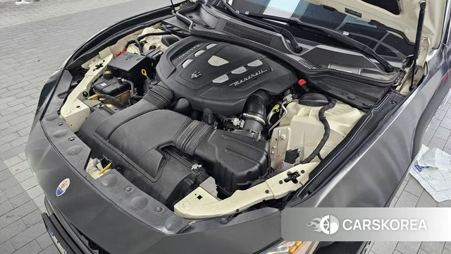 Maserati Ghibli id 4596029 из Кореи 28