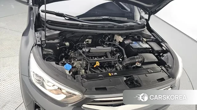 Kia Stonic id 3588670 из Кореи 16